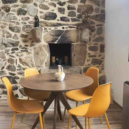 Apartment Muralla Sacra