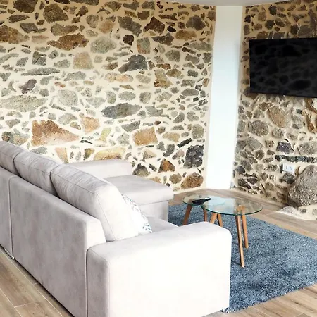 Muralla Sacra Apartment Sober