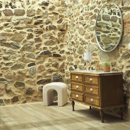 Muralla Sacra Appartement