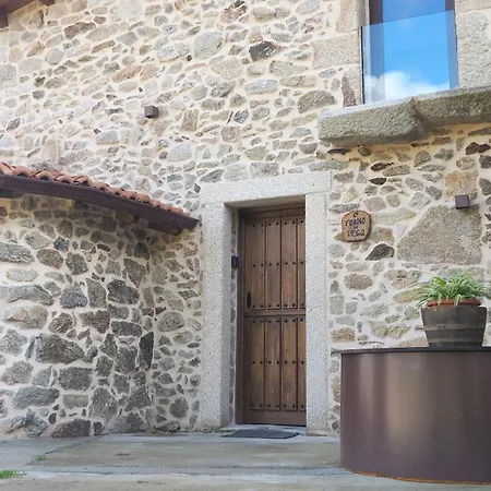 Apartment Muralla Sacra *